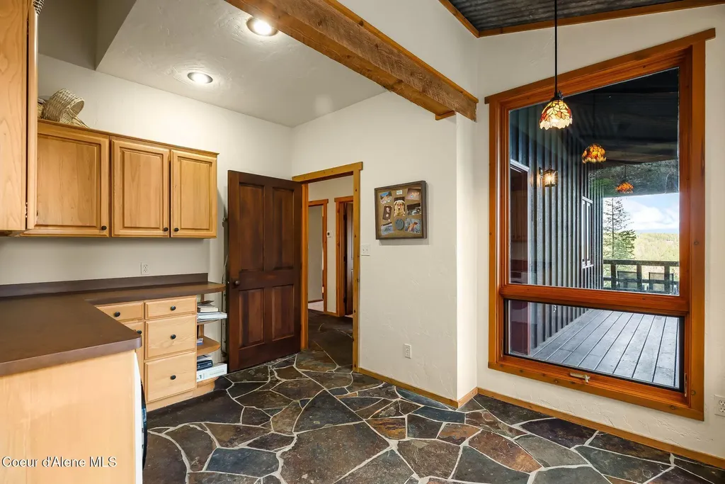 867 Midas Drive Sagle ID 83860