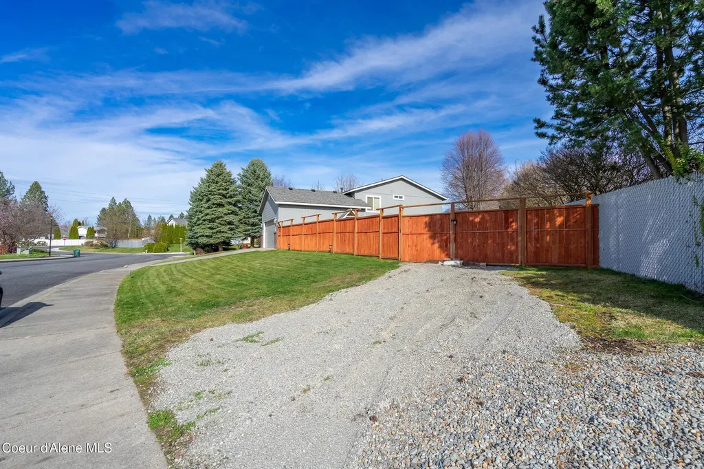 2208 N Stagecoach Drive Post Falls ID 83854