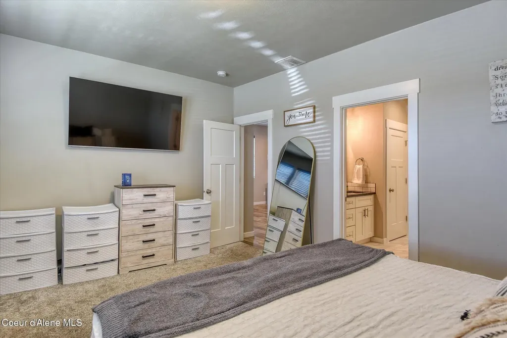 12131 W Moorfield Avenue Post Falls ID 83854