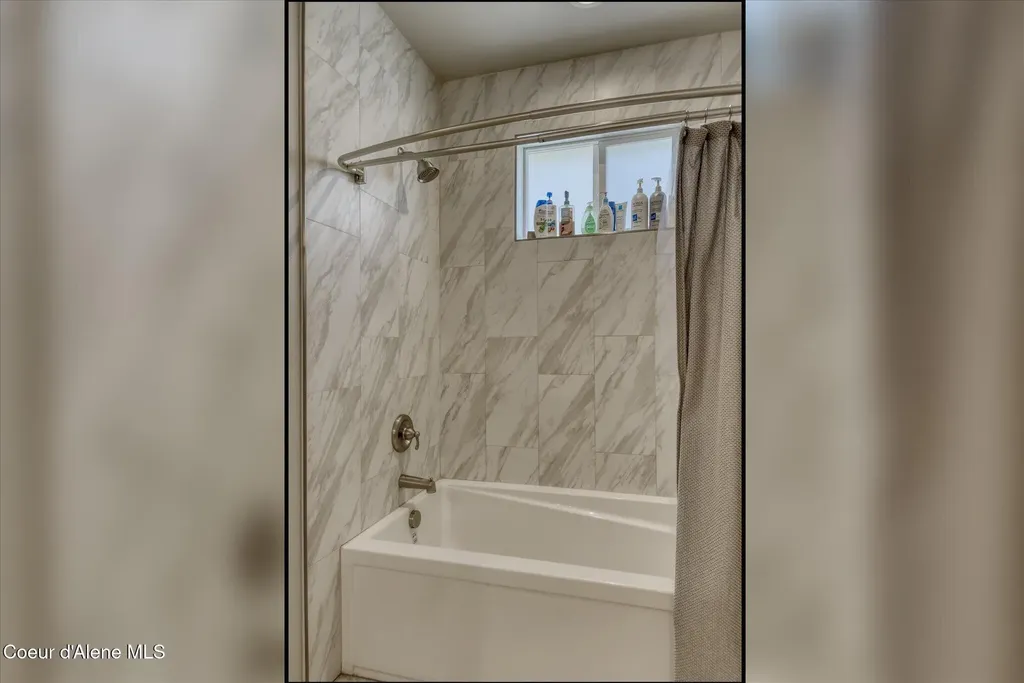 12131 W Moorfield Avenue Post Falls ID 83854