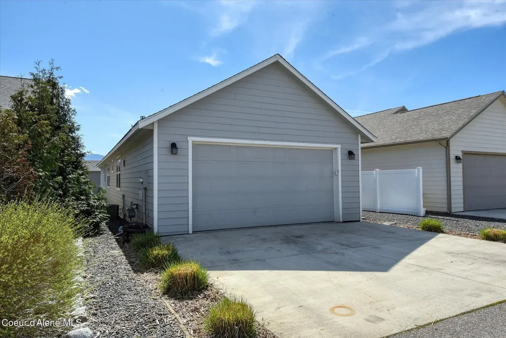12131 W Moorfield Avenue Post Falls ID 83854
