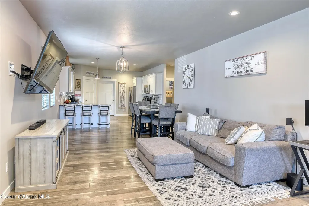 12131 W Moorfield Avenue Post Falls ID 83854