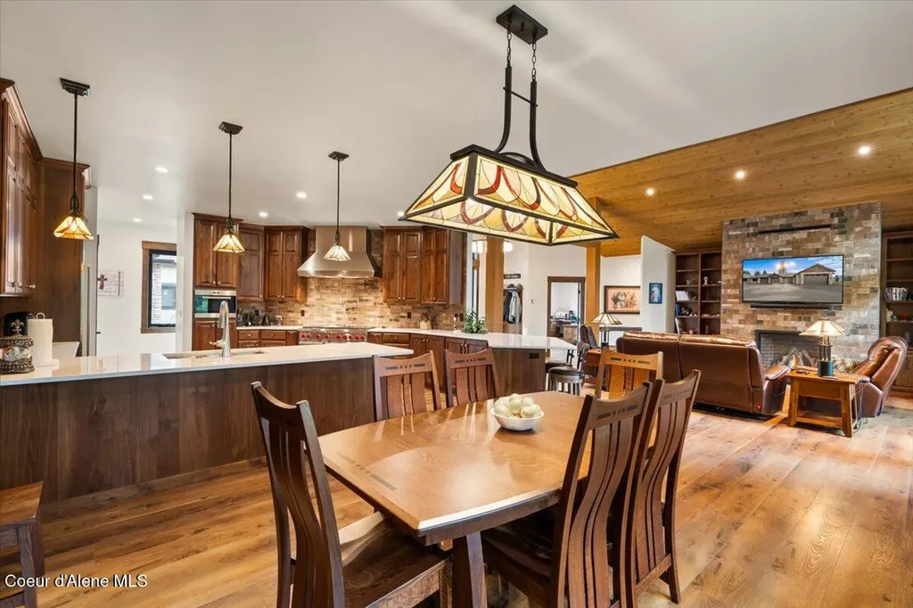 3544 E Winray Drive Hayden ID 83835