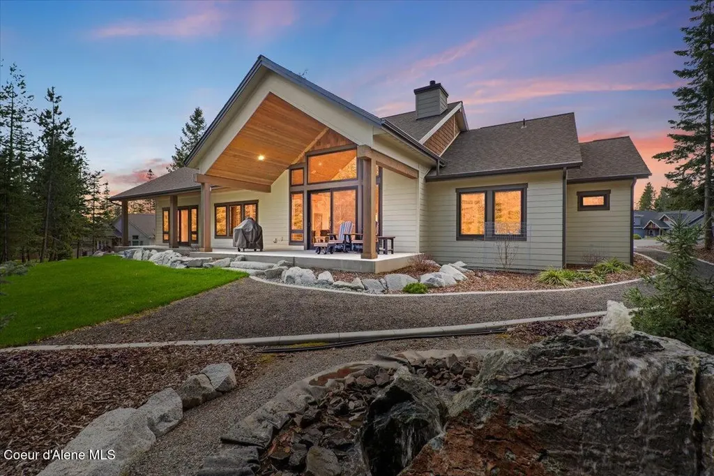 3544 E Winray Drive Hayden ID 83835