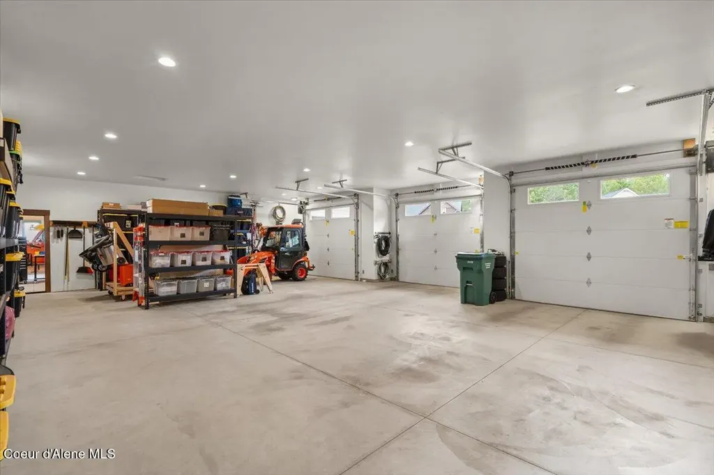 3544 E Winray Drive Hayden ID 83835