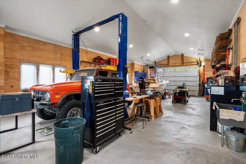3544 E Winray Drive Hayden ID 83835