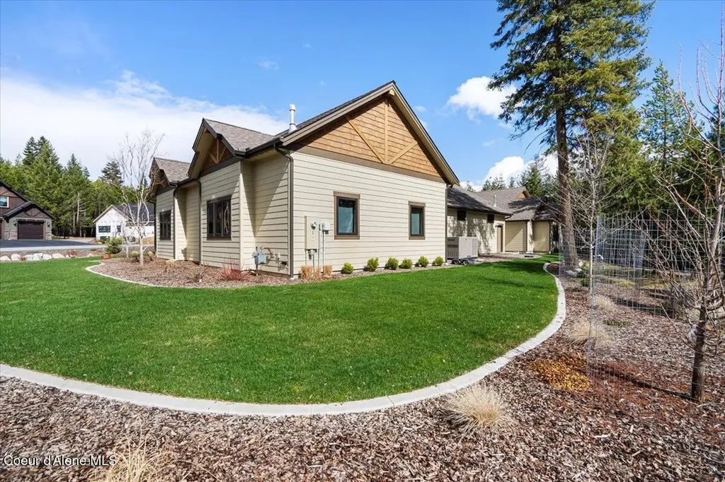 3544 E Winray Drive Hayden ID 83835