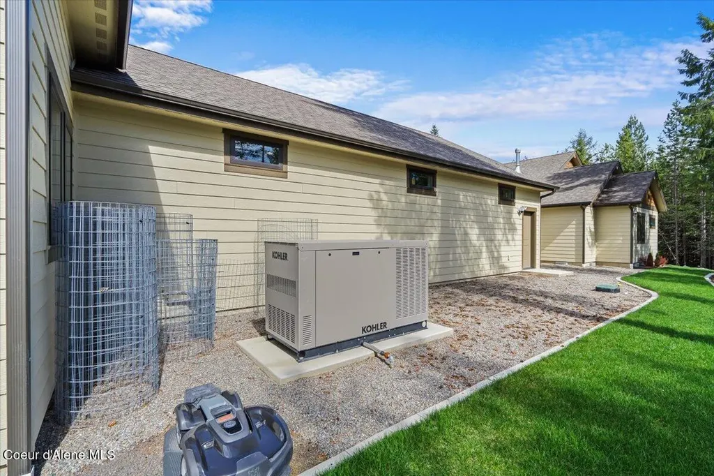 3544 E Winray Drive Hayden ID 83835