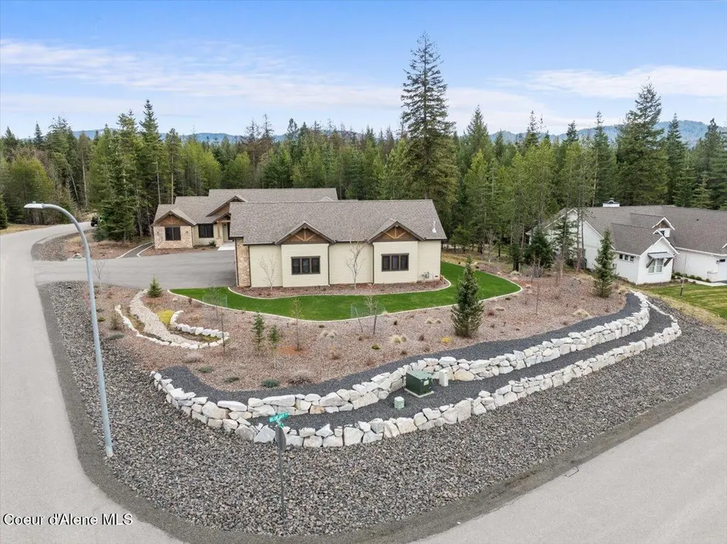 3544 E Winray Drive Hayden ID 83835