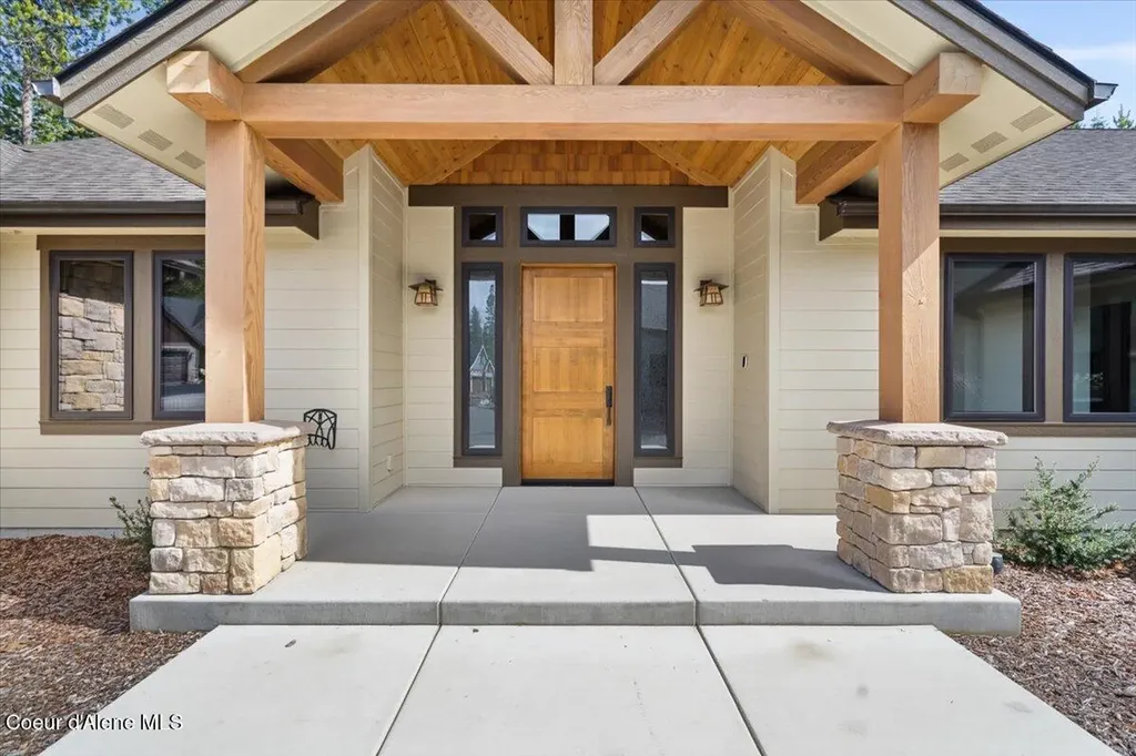 3544 E Winray Drive Hayden ID 83835