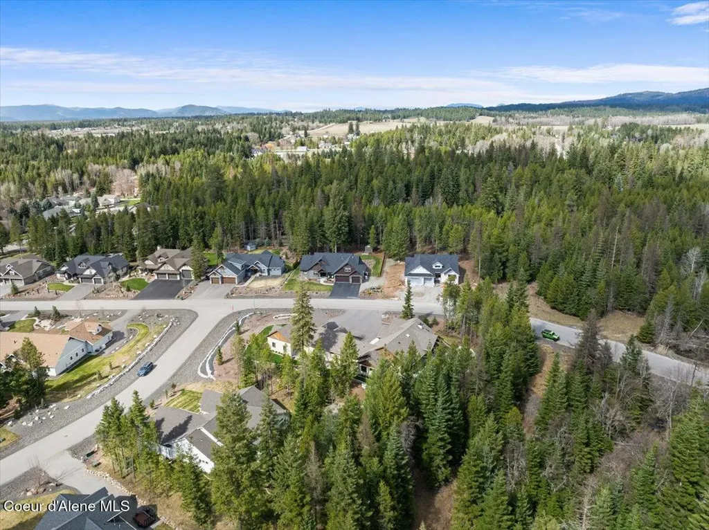 3544 E Winray Drive Hayden ID 83835