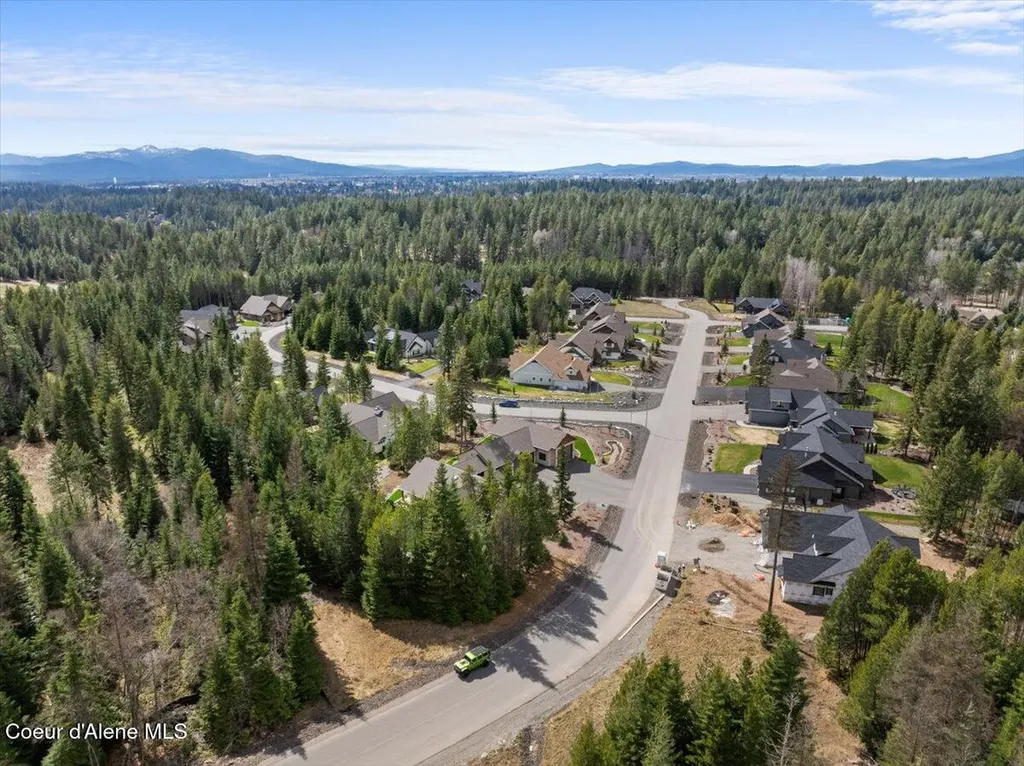 3544 E Winray Drive Hayden ID 83835