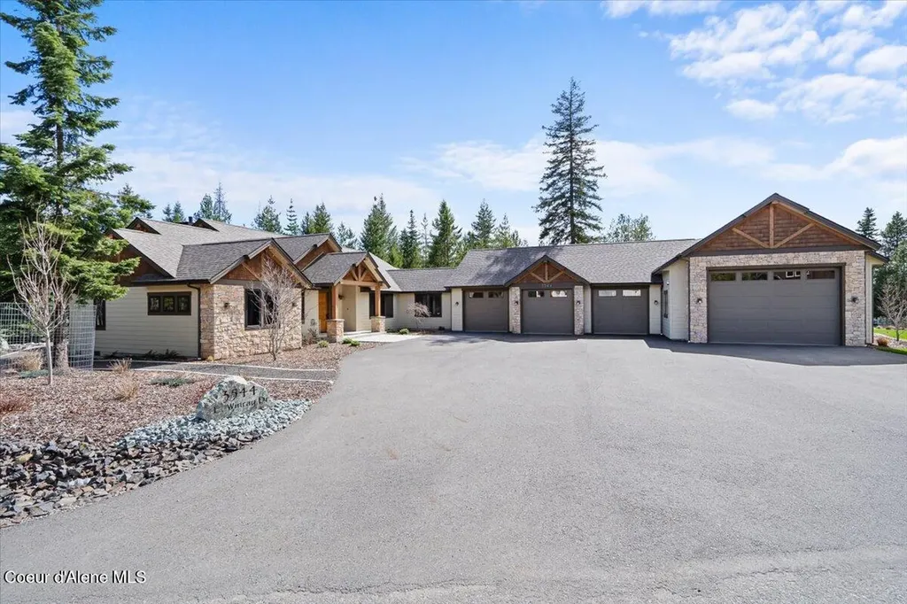3544 E Winray Drive Hayden ID 83835