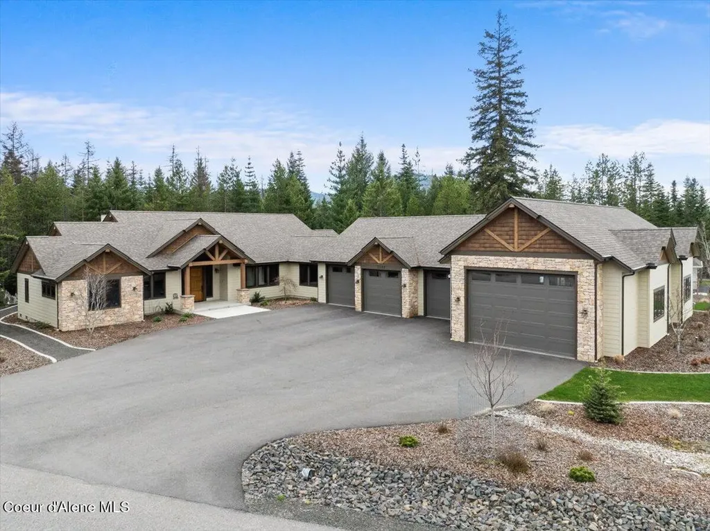 3544 E Winray Drive Hayden ID 83835