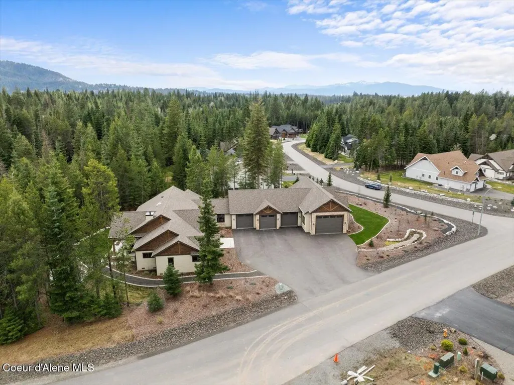 3544 E Winray Drive Hayden ID 83835