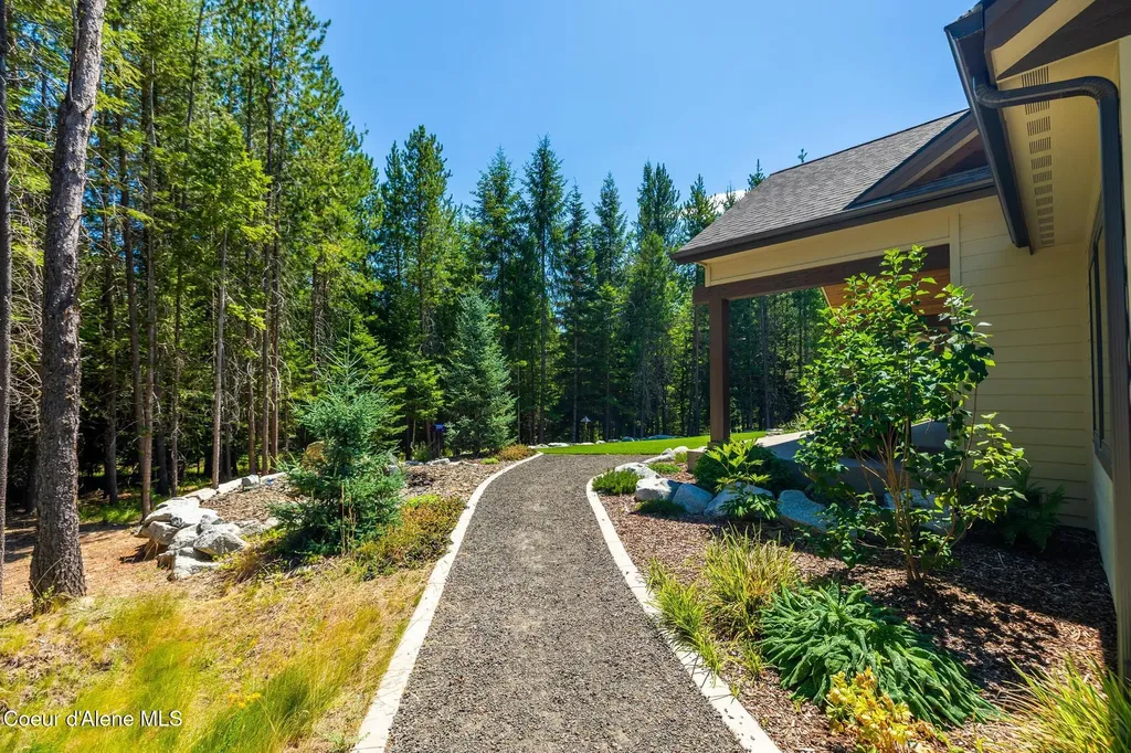 3544 E Winray Drive Hayden ID 83835