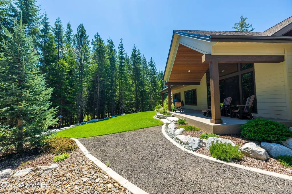 3544 E Winray Drive Hayden ID 83835