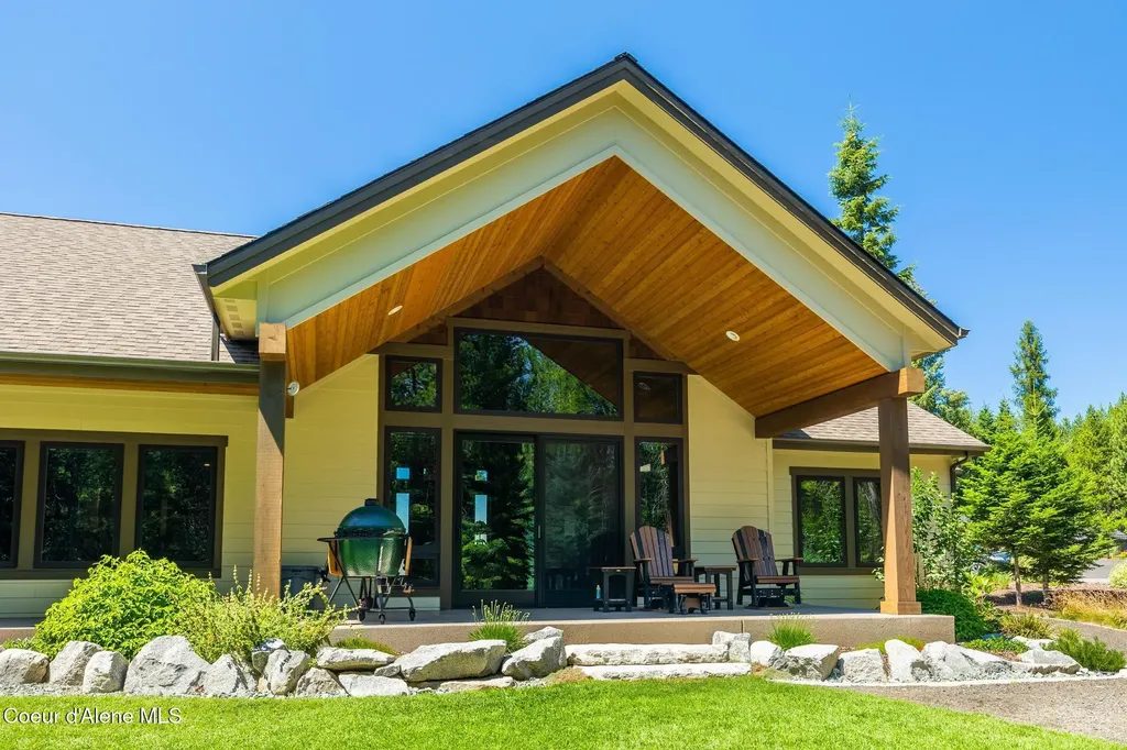 3544 E Winray Drive Hayden ID 83835