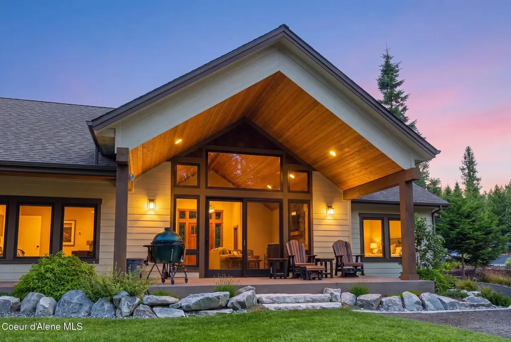 3544 E Winray Drive Hayden ID 83835