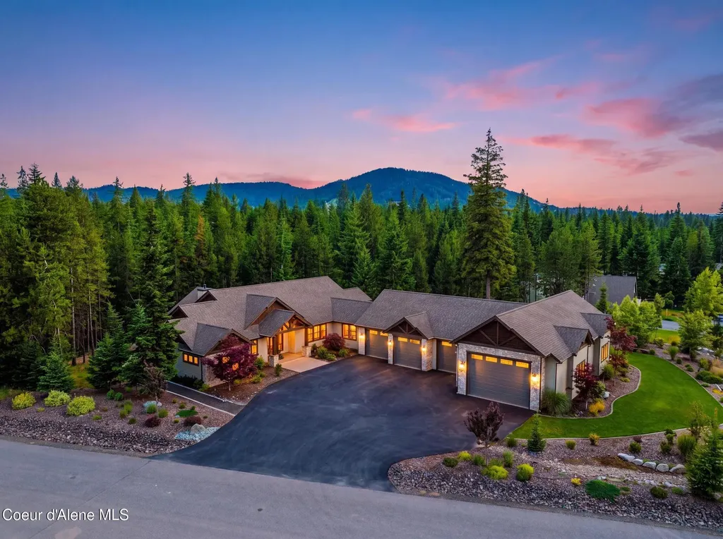 3544 E Winray Drive Hayden ID 83835