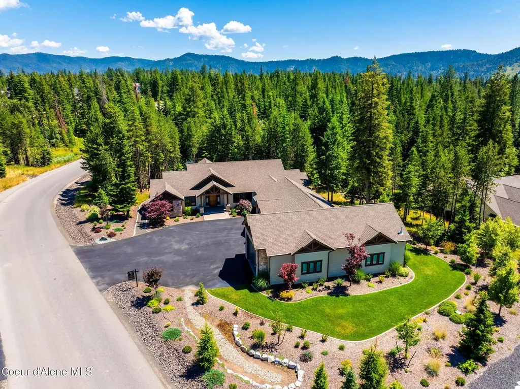3544 E Winray Drive Hayden ID 83835