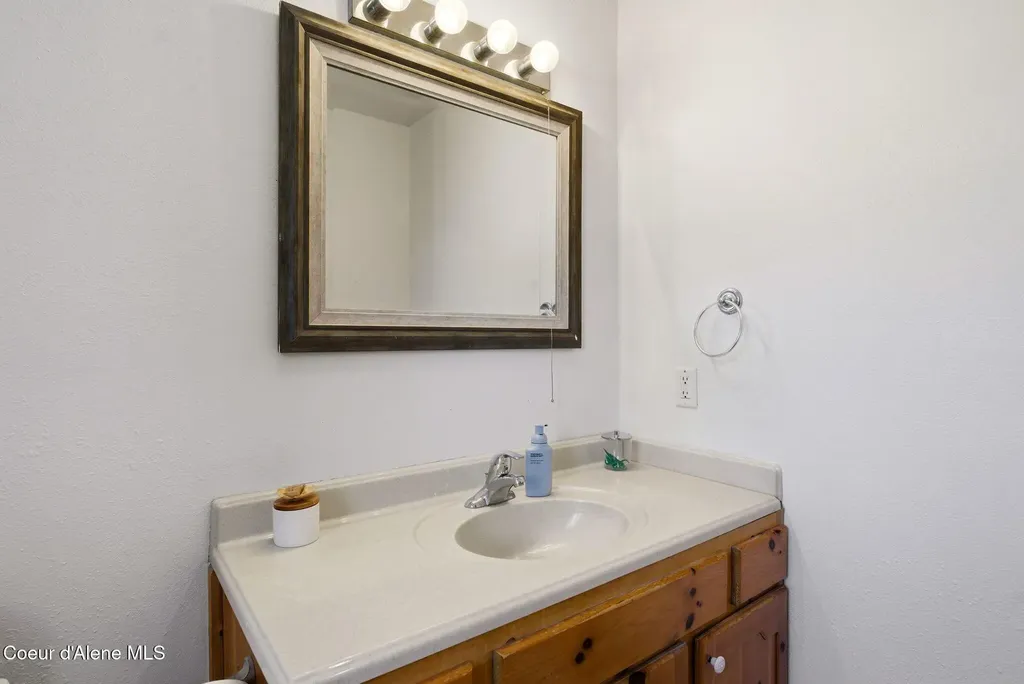 264 Rigby Road Bonners Ferry ID 83805
