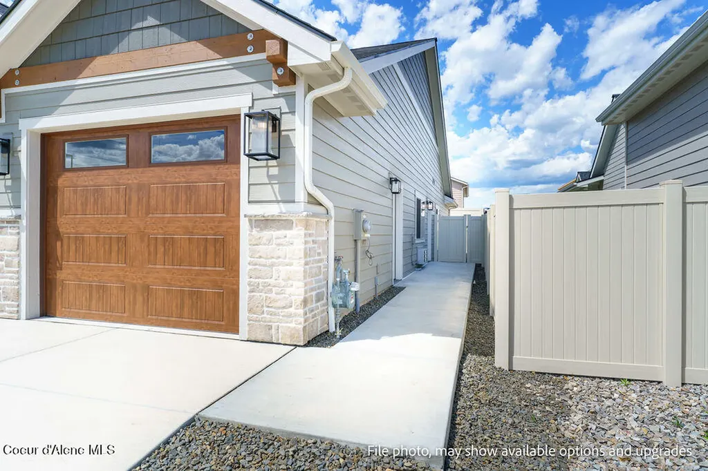 1207 W Fair Lane Post Falls ID 83854