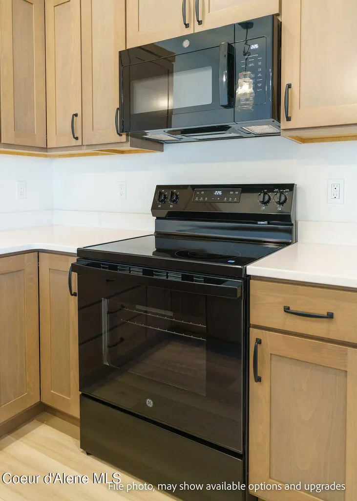 1207 W Fair Lane Post Falls ID 83854