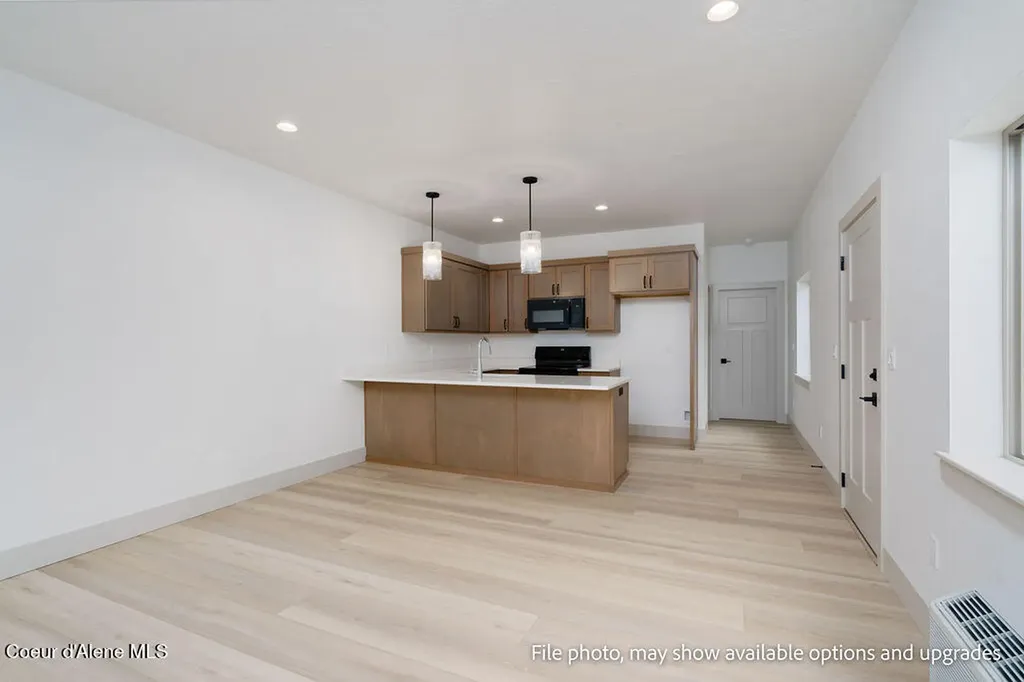 1207 W Fair Lane Post Falls ID 83854
