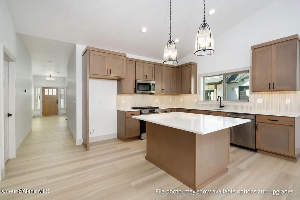 1207 W Fair Lane Post Falls ID 83854