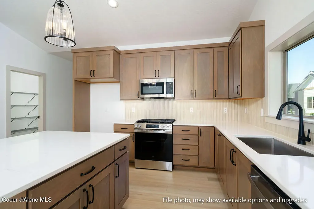 1207 W Fair Lane Post Falls ID 83854