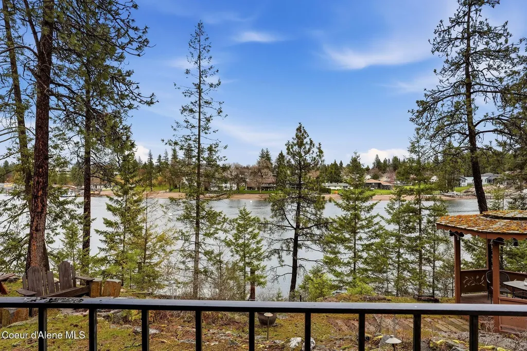 11473 W Gull Harbor Court Post Falls ID 83854