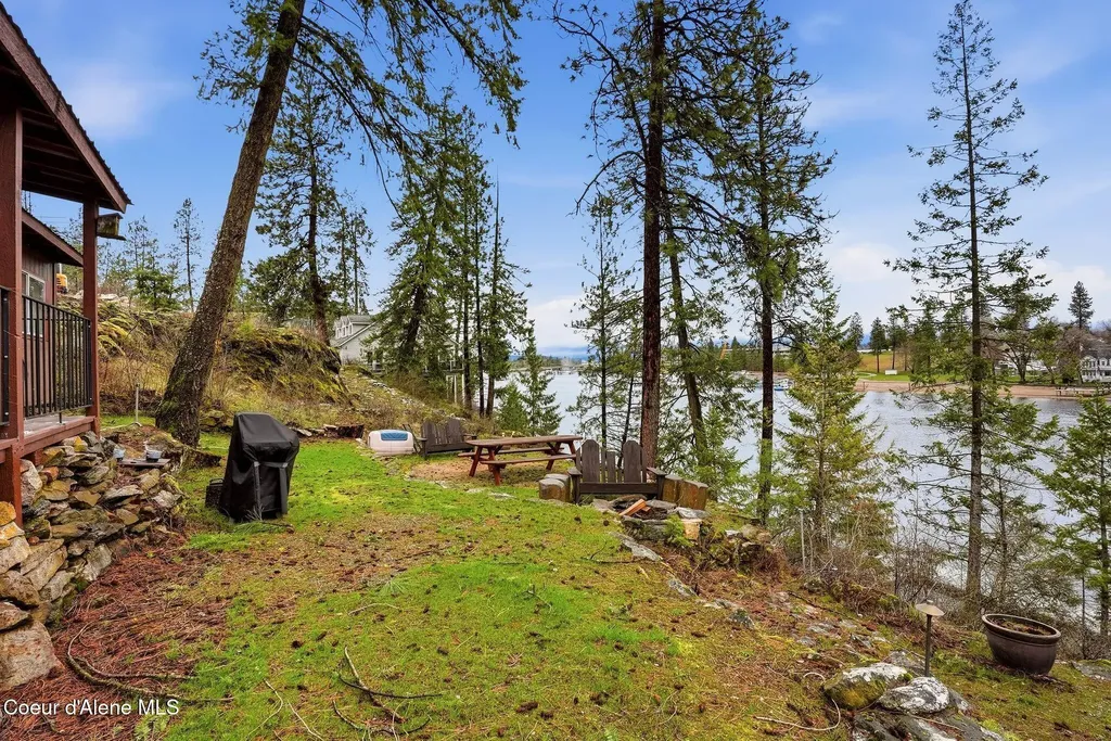 11473 W Gull Harbor Court Post Falls ID 83854