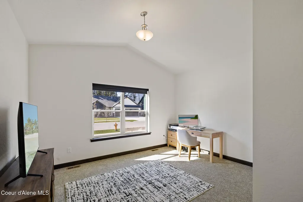 1967 E Plaza Court Post Falls ID 83854