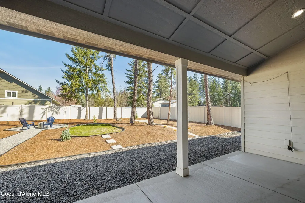 1967 E Plaza Court Post Falls ID 83854