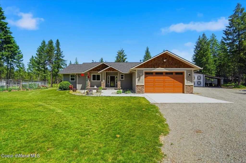 517 Songbird Way Spirit Lake ID 83869