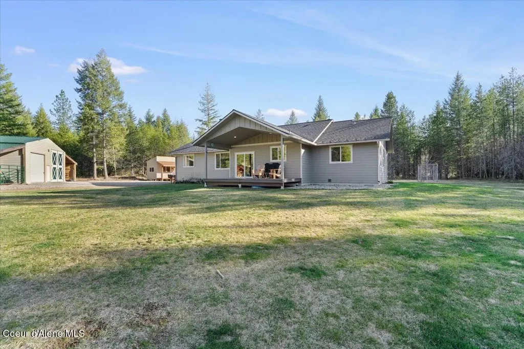 517 Songbird Way Spirit Lake ID 83869