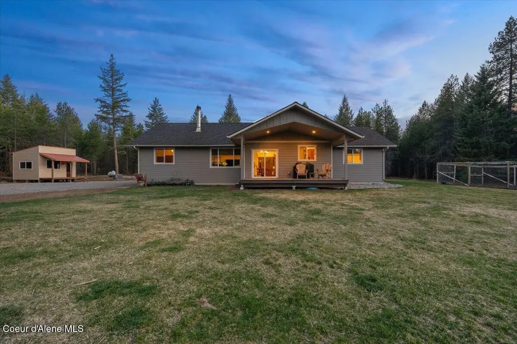 517 Songbird Way Spirit Lake ID 83869