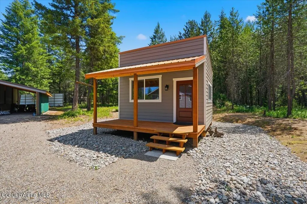 517 Songbird Way Spirit Lake ID 83869
