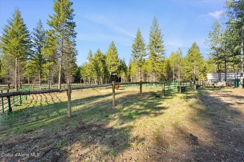517 Songbird Way Spirit Lake ID 83869