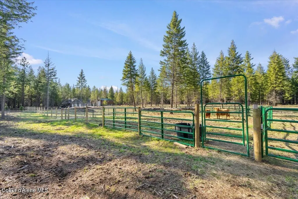517 Songbird Way Spirit Lake ID 83869