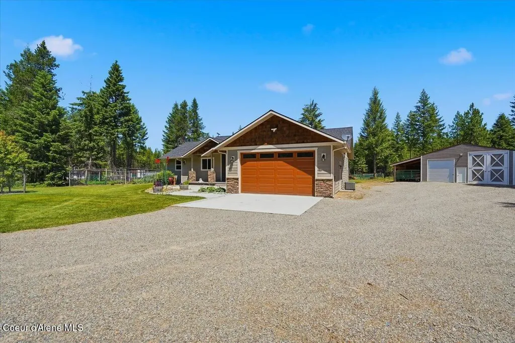 517 Songbird Way Spirit Lake ID 83869
