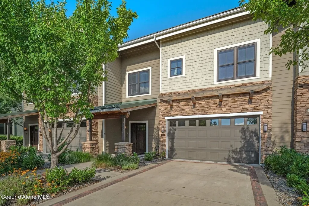 606 Sandpoint Avenue Sandpoint ID 83864