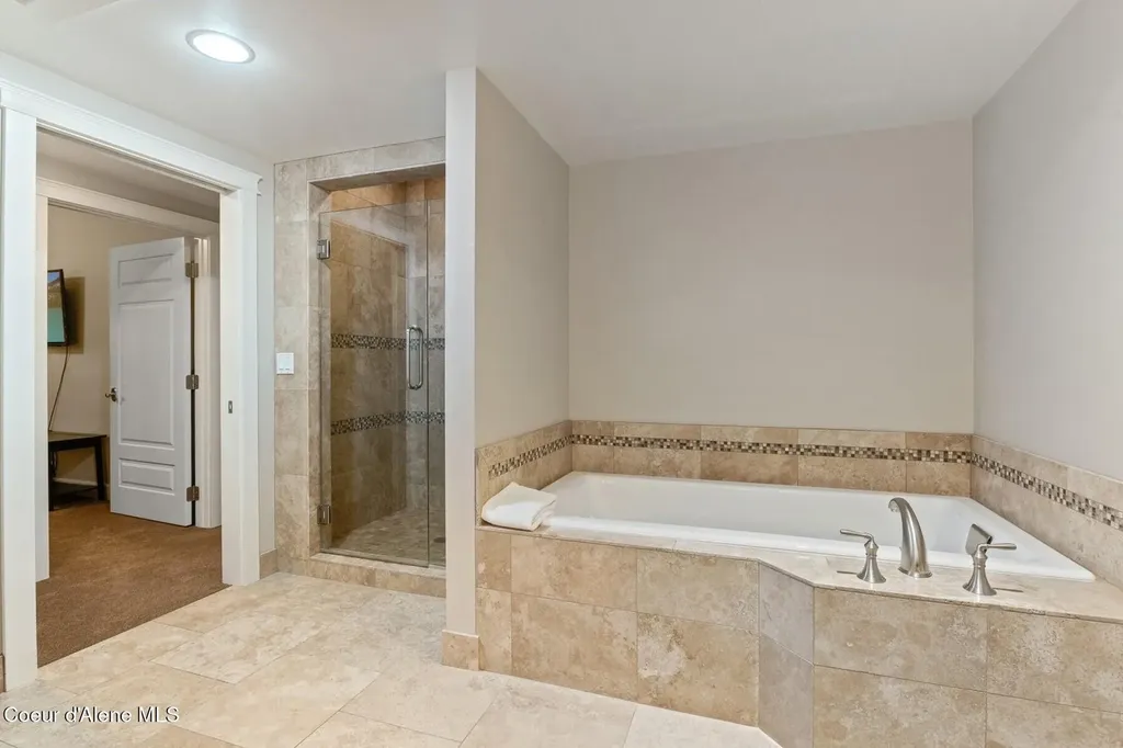 606 Sandpoint Avenue Sandpoint ID 83864