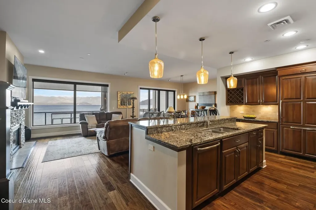 606 Sandpoint Avenue Sandpoint ID 83864