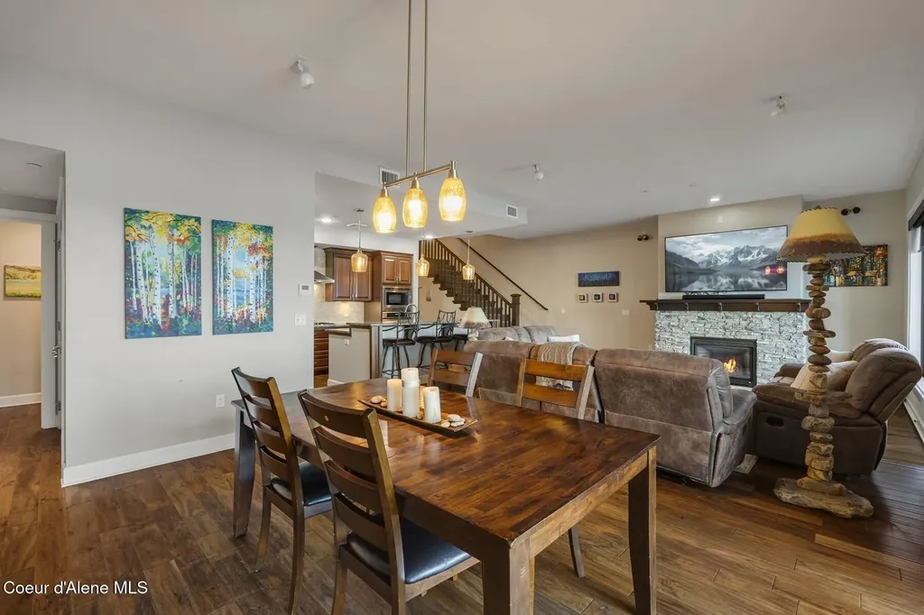 606 Sandpoint Avenue Sandpoint ID 83864