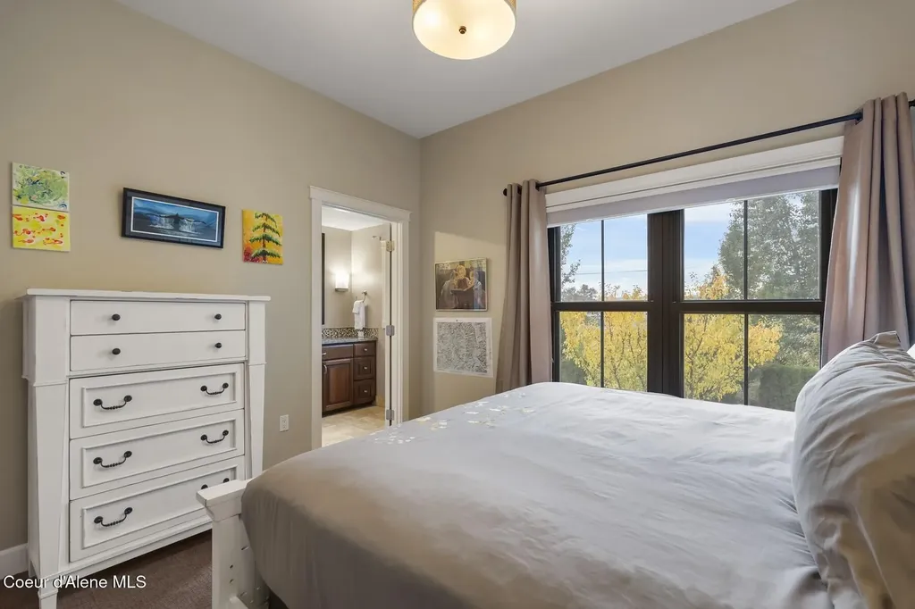 606 Sandpoint Avenue Sandpoint ID 83864