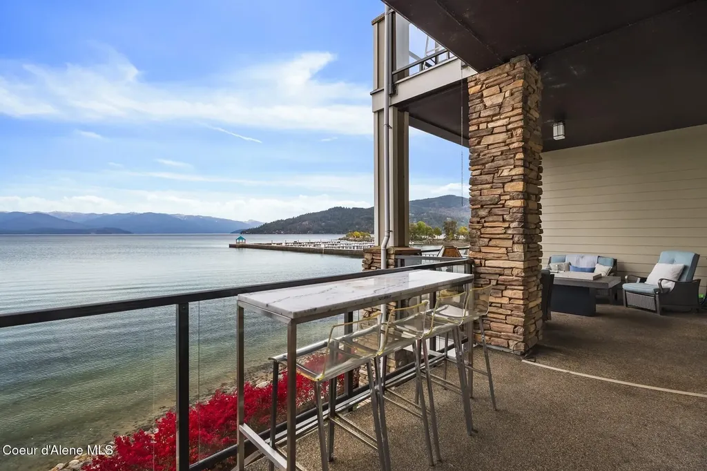 606 Sandpoint Avenue Sandpoint ID 83864