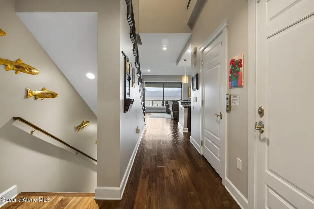 606 Sandpoint Avenue Sandpoint ID 83864