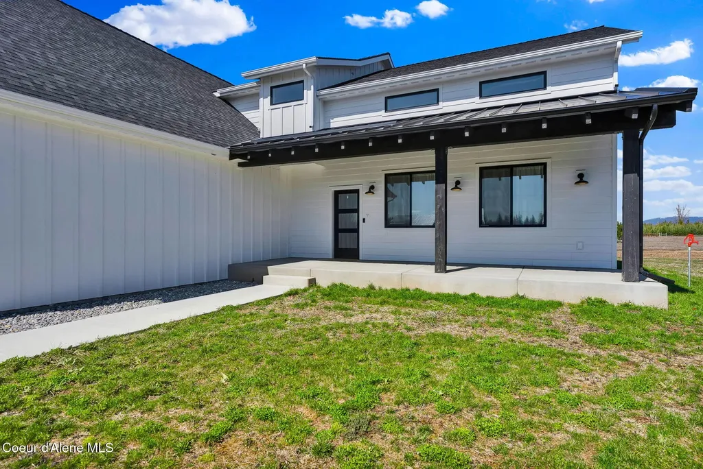 969 E Yellow Pine Avenue Athol ID 83801